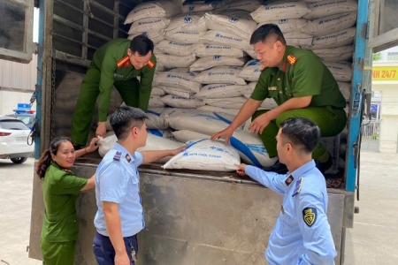 Nghệ An tăng cường kiểm tra chống buôn lậu, gian lận thương mại và hàng giả dịp Tết