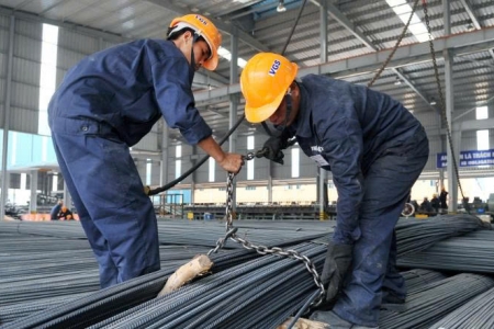 Giá thép ngày 18/12: Bật tăng mạnh trên diện rộng