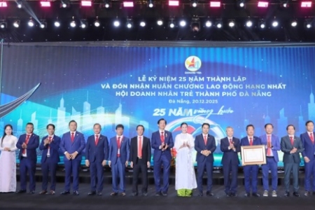 Đà Nẵng: Hội Doanh nhân Trẻ đón nhận Huân chương Lao động hạng Nhất