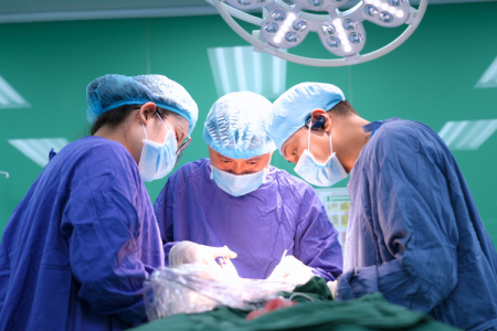 Phẫu thuật u tuyến nước bọt - Loại bỏ nguy cơ liệt mặt nhờ máy dò thần kinh