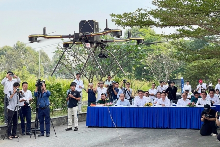 TP. HCM tiến tới logistics tương lai với thử nghiệm giao hàng bằng UAV