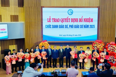 Huế: 12 tân giáo sư, phó giáo sư được bổ nhiệm