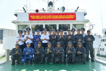 Xây dựng bản lĩnh, củng cố quyết tâm cho cán bộ, chiến sĩ làm nhiệm vụ trực tết Nguyên đán 2026 trên biển