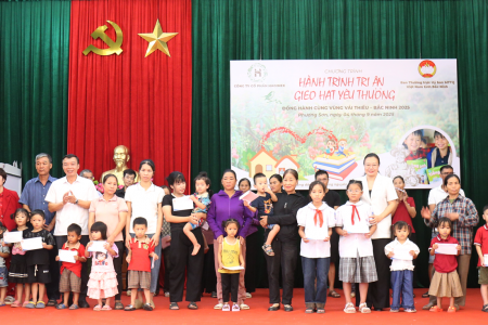 Bắc Ninh vận động, tặng quà cho người nghèo nhân dịp Tết Nguyên đán Bính Ngọ năm 2026