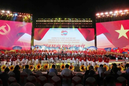 Tăng cường tuyên truyền kỷ niệm các ngày lễ lớn và sự kiện lịch sử quan trọng năm 2026