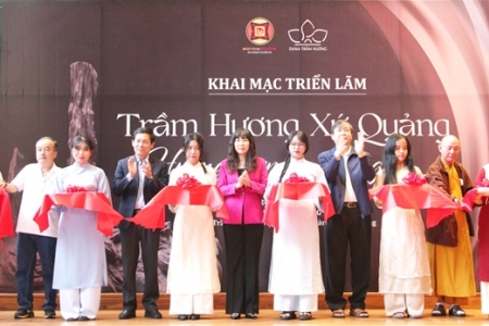Đà Nẵng: Khai mạc triển lãm thương hiệu DaNa Trầm Hương