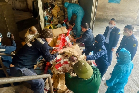 Thái Nguyên: Tiêu hủy gần 8.000 sản phẩm hàng hóa vi phạm trị giá gần 400 triệu đồng