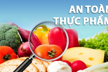 Siết chặt quản lý an toàn thực phẩm và đẩy mạnh phân cấp thủ tục hành chính