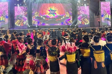 Nghệ An tổ chức bắn pháo hoa chào xuân tại ngày hội “Sắc xuân vùng cao – Ấm tình đồng bào”