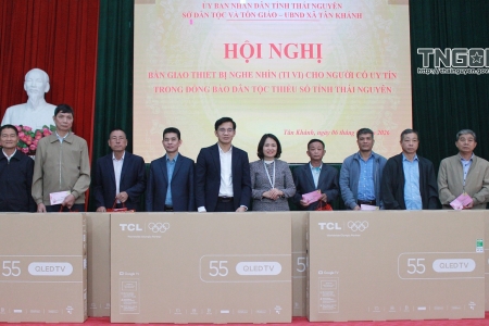 Quy định quản lý, sử dụng phương tiện nghe nhìn cấp cho người có uy tín