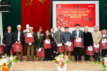 Gói quà Tết nghĩa tình gửi đến những hoàn cảnh khó khăn