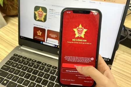 Thủ tướng chỉ đạo tuyệt đối không yêu cầu người dân cung cấp lại thông tin đã có trên VNeID