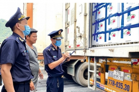Hải quan kiến nghị tháo gỡ vướng mắc trong kiểm tra an toàn thực phẩm hàng nhập khẩu
