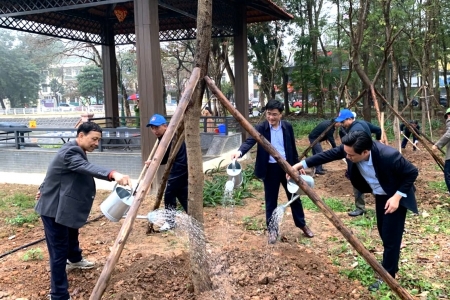 Hà Nội: Phường Nghĩa Đô lan tỏa tinh thần xanh trong Tết trồng cây Xuân Bính Ngọ