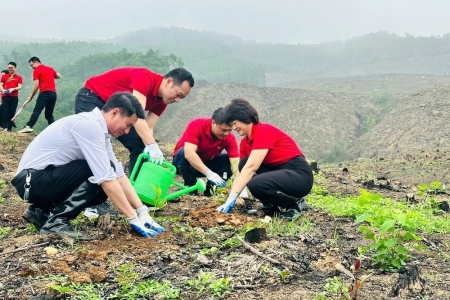 Agribank Nam Thanh Hóa tổ chức lễ ra quân "Tết trồng cây đời đời nhớ ơn Bác Hồ" năm 2026