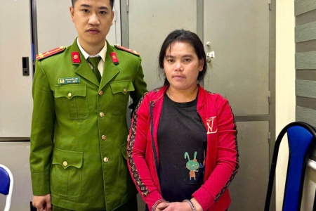 Sơn La: Bắt quả tang đối tượng tàng trữ 43 viên ma túy tổng hợp lúc rạng sáng