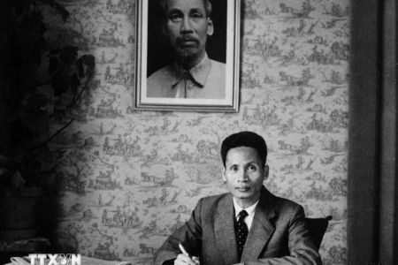 Thủ tướng Phạm Văn Đồng - Tầm vóc lớn của người trọn đời phụng sự Tổ quốc