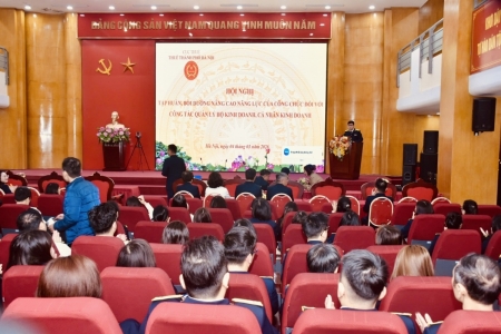 Thuế TP. Hà Nội: Năm 2026, tiếp tục đồng hành, hỗ trợ các hộ, cá nhân kinh doanh