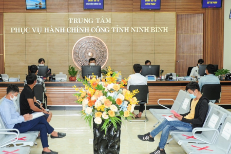 Ninh Bình đôn đốc thực hiện nhiệm vụ trọng tâm về cải cách hành chính, chuyển đổi số