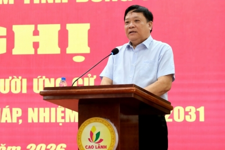 Chủ tịch tỉnh Đồng Tháp Phạm Thành Ngại cam kết 5 đột phá chiến lược tại buổi tiếp xúc cử tri phường Cao Lãnh