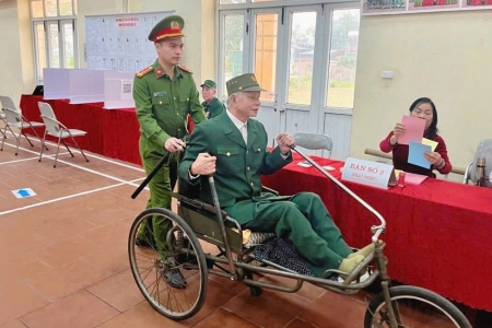 Những hình ảnh đẹp trong ngày bầu cử ở Bắc Ninh