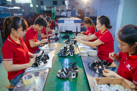 Ngành da giày tăng sức chống chịu nhờ chủ động nguồn nguyên liệu