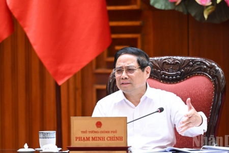 Không để thiếu nguồn cung xăng dầu, khẩn trương xây dựng kho dự trữ chiến lược