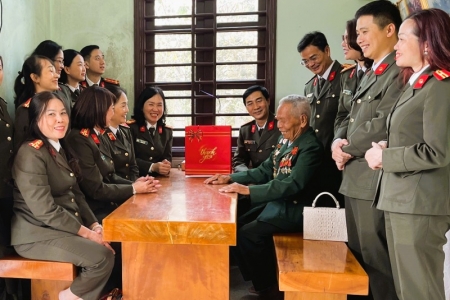 Kỳ 2: Anh hùng trong chiến đấu và “Lão nông” Hồ Vai