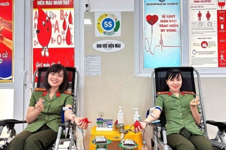 Ba nữ cán bộ Công an tỉnh Quảng Trị kịp thời hiến máu cứu người