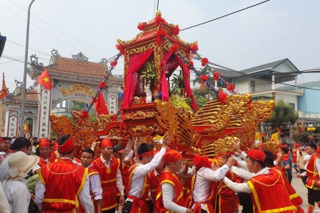 Hà Nội: Hàng vạn người đổ về Phúc Sơn dự lễ hội Thượng Lâm Trang