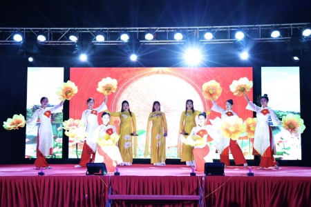 Bắc Ninh: Phường Hạp Lĩnh tổ chức Chương trình nghệ thuật chào mừng thành công cuộc bầu cử