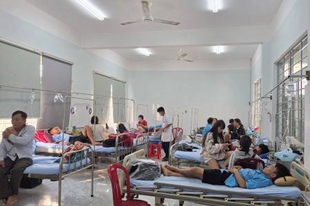 Đắk Lắk: 39 người nhập viện nghi ngộ độc thực phẩm sau khi ăn bánh mì