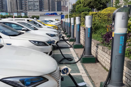 Đại gia năng lượng đổ tỷ USD biến trạm sạc xe điện thành hệ sinh thái lưu trú