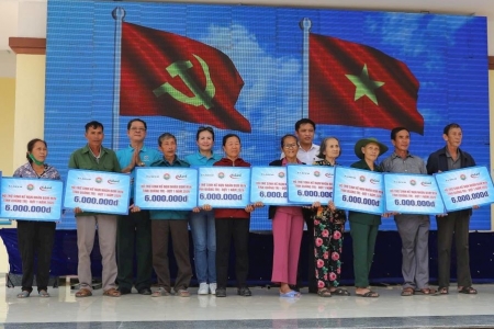 Hỗ trợ sinh kế cho nạn nhân bom mìn ở Quảng Trị