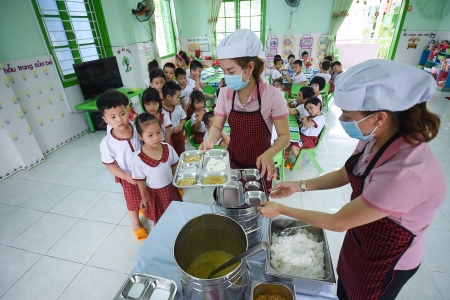 Dinh dưỡng học đường: “Chìa khóa vàng” giúp học sinh cải thiện điểm số