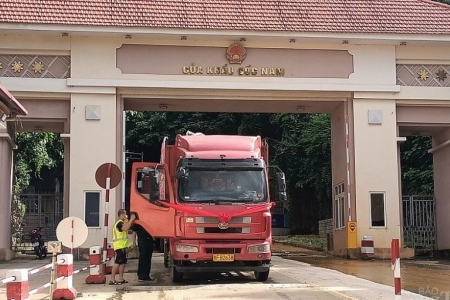 Lạng Sơn: Thi điểm điều chỉnh thời gian thông quan tại lối Cốc Nam, cửa khẩu Hữu Nghị