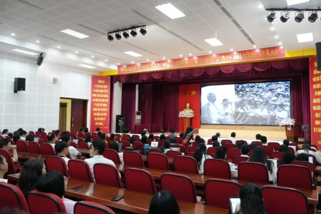 Hội thảo khoa học “Cán bộ, đảng viên Khối thi đua các đơn vị trực thuộc Tỉnh ủy Quảng N học tập và làm theo tư tưởng, đạo đức, phong cách Hồ Chí Minh”