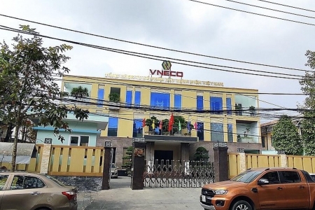 Một doanh nghiệp điện bị hủy niêm yết bắt buộc, cổ phiếu lập tức giảm kịch sàn