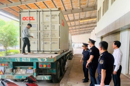 Hải quan xử lý lô 325.000 bao thuốc lá ESSE Change nghi giả mạo nhãn hiệu