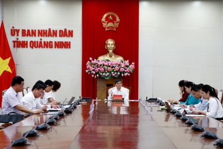 Chủ tịch UBND tỉnh Quảng Ninh chủ trì họp rà soát nhiệm vụ Tổ công tác lĩnh vực văn hóa - xã hội