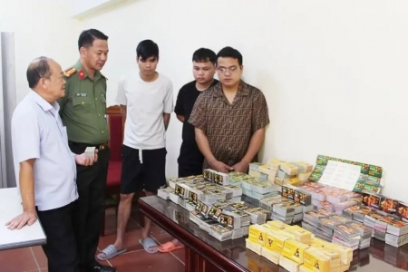 Triệt phá đường dây livestream vé cào trúng thưởng, lừa đảo hơn 600 triệu đồng