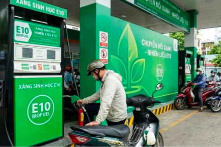 Xăng E10 chính thức được Nhà nước quản lý giá thay cho RON 95-III