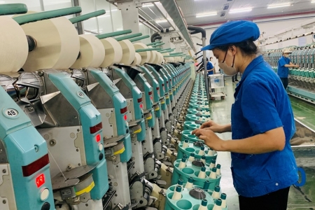 Vinatex tăng tốc giữa sóng gió thị trường, lợi nhuận 6 tháng vượt 55% kế hoạch năm