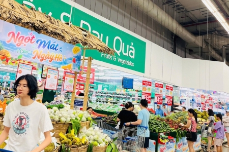 Khuyến mại mùa hè tăng nhiệt, bán lẻ kỳ vọng bứt tốc sức mua