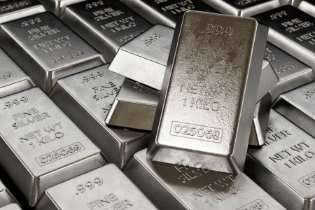 Giá bạc hôm nay 6/7: Bạc thế giới vượt 63 USD/ounce