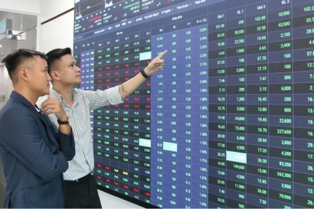 Cú hích nâng hạng: Thời cơ vàng để chứng khoán Việt bứt phá