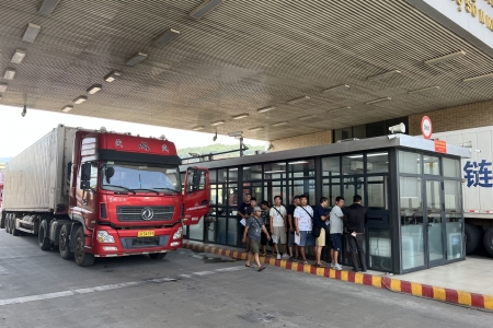 Khẩn trương hoàn thiện Đề án thí điểm xây dựng khu hợp tác kinh tế tại Lào Cai