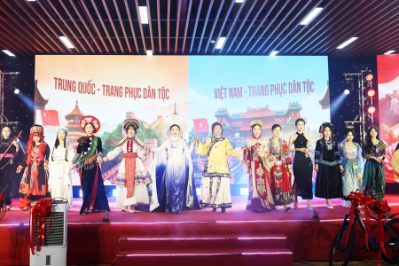 Giao lưu văn hóa Việt Nam - Trung Quốc: “Kết nối đa quốc gia - Đồng hành cùng phát triển”