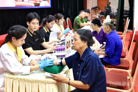 Tuyên Quang thu nhận gần 3.100 mẫu ADN thân nhân liệt sĩ sau 3 ngày ra quân