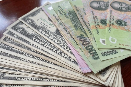 Tỷ giá USD hôm nay 16/8: DXY dưới mốc 100